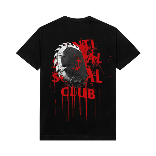 限定ASSC DOOMコラボアパレル、黒Tシャツに赤いDoomロゴ